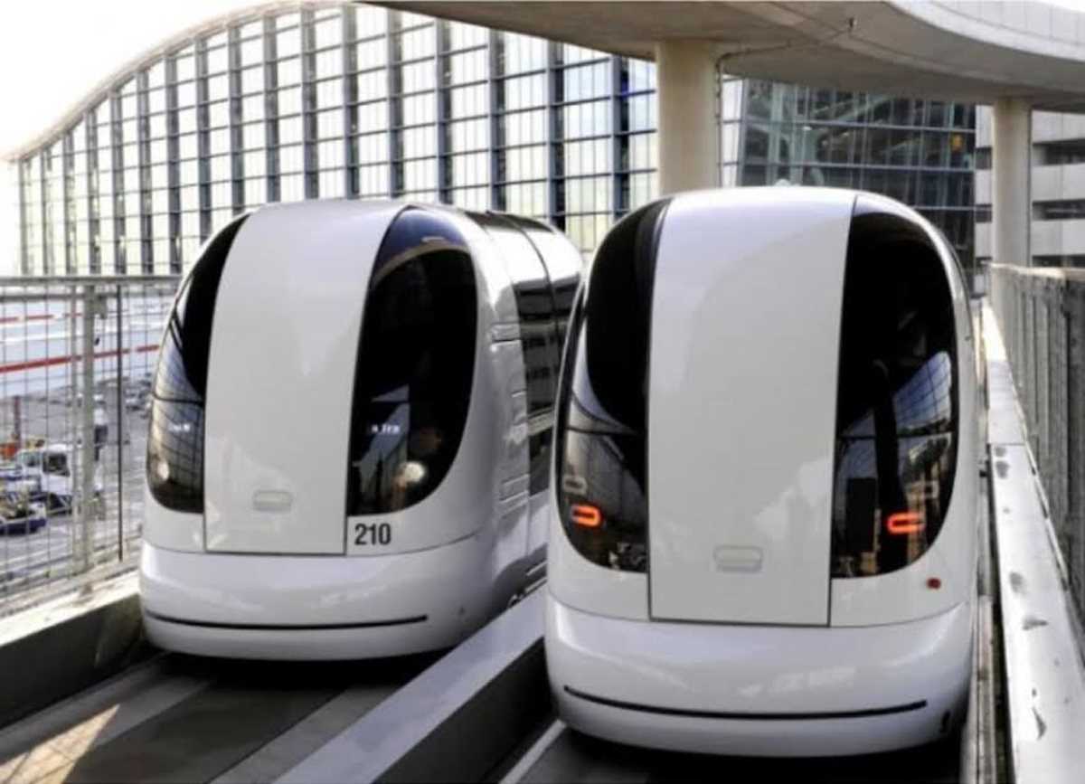 देश की पहली पाॅड टैक्सी को एयरपोर्ट से फिल्म के बीच चलाने की मिली मंजूरी